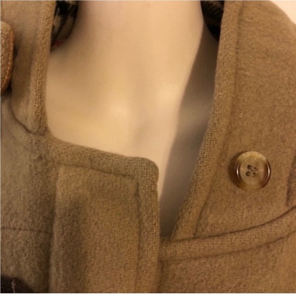 Burberry Tan Trench Coat with Plaid Accents - Picture 6 of 7